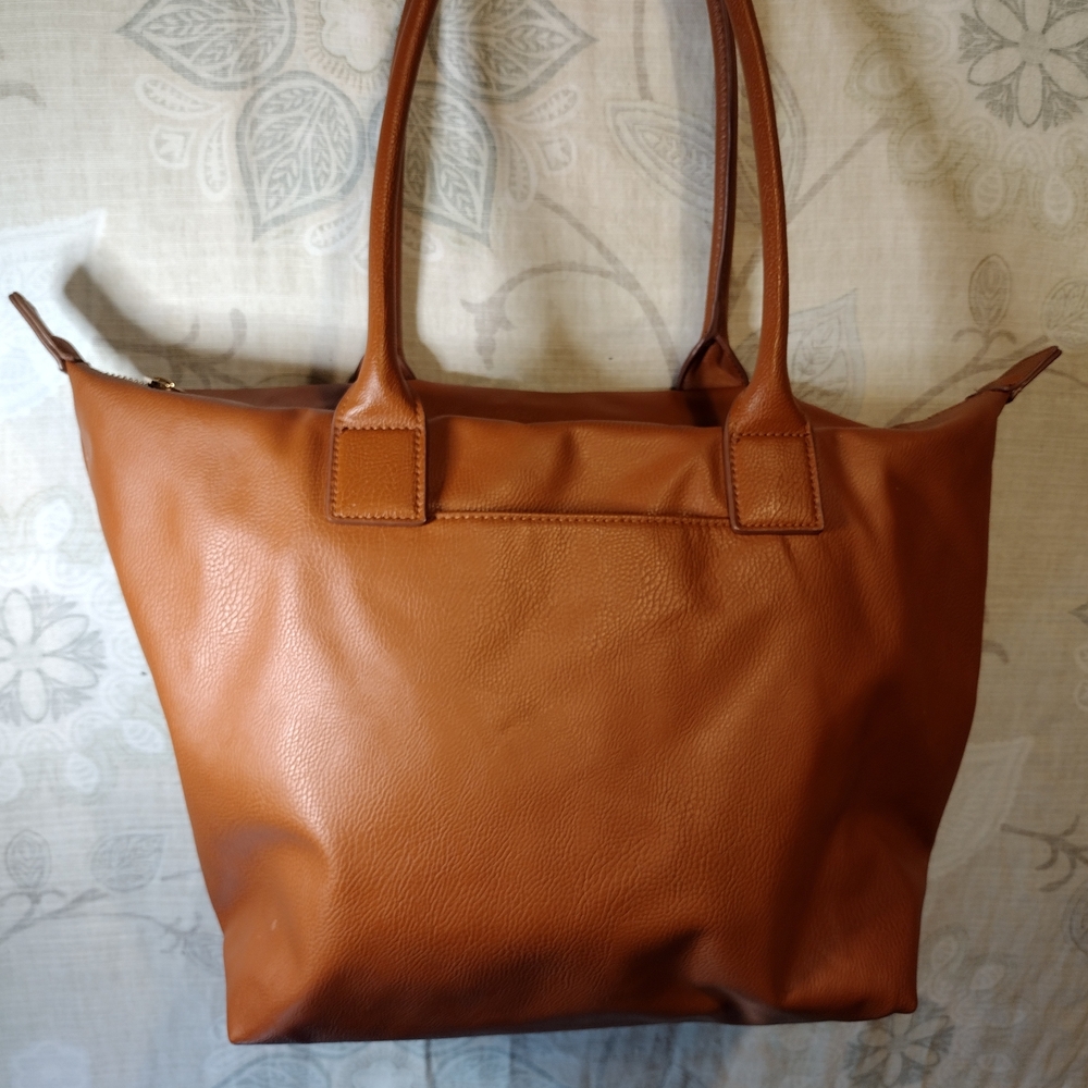 Universal Thread Tan Shoulder Bag - image 2